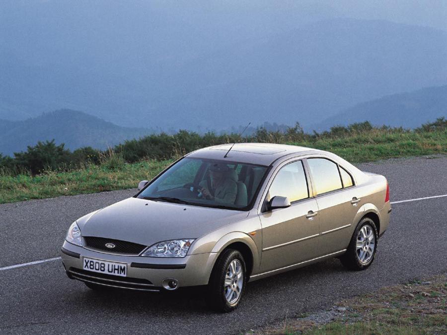  Ford Mondeo Sedan 2000 года  (UK) (фото 7 из 14)